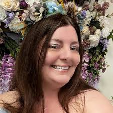 Amazon.com: Moon Touched (Zodiac Wolves Book 1) eBook : Briggs, Elizabeth:  Kindle Store