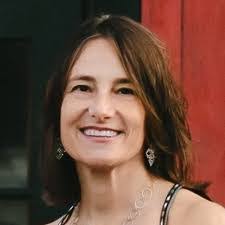 Gina Cotter's Instagram, Twitter & Facebook