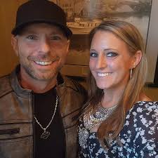 The band & I are ready to hit the road in 2026!! Outside of Washington,  where would you like to see us? Tag a venue, festival, or concert series!  💯🤘🏻 . . #