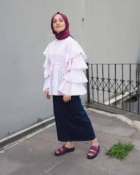 Hooops Volanlar Firfirlar Ince Cizgili Cotton Volanli Gomlek Hoops Kot Etek Ile Hem Spor Hem Sik Kombinler Kot Etek Ust Giyim Spor Giyim