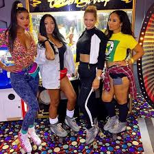 Outfit Ideas 90s Party Outfit 90s Theme Party Outfit 90s Fashion Party