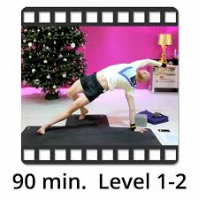 If you're looking for a good stretch, google 'yogabycandace restorative' or 'yogabycandace yin yoga'. Video Wirbelsaulen Flow Mit Victor Thiele Yogafurdich Power Vinyasa Flow Yoga In Berlin