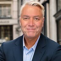 1800+ "Veiga" profiles