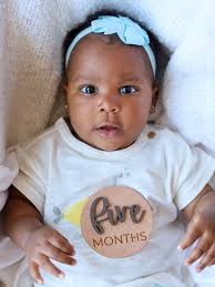 ✨🩵Happy 5 Months Maya🩵✨ Chubby thighs & bright eyes! Can't get enough of  you baby girl 🥹🥰 (Her birthday was