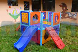 Tienes desde juegos educativos a juegos musicales. Juegos Infantiles De Jardin De Plastico Tienda Online De Zapatos Ropa Y Complementos De Marca