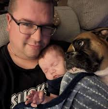 Affordable fully automatic turntable with phono preamp