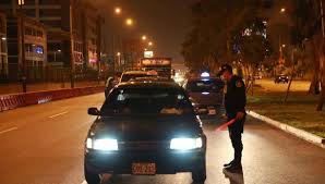 Por ello, lima y callao han entrado al grupo de riesgo extremo. Hoy Toque De Queda En Lima Y Callao Horarios Y Restricciones Para Este Domingo Toque De Queda Manana Domingo Hasta Que Hora Es Hay Toque De Queda Los Domingo