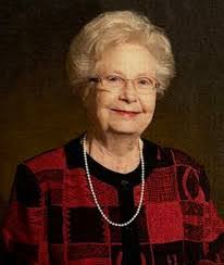 Lillie Holloway's Instagram, Twitter & Facebook