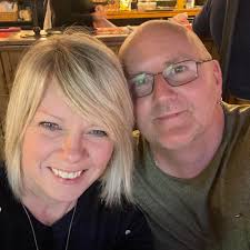 A large fire has broken out at a recycling centre in Kent this morning… Six  fire engines are at the scene tackling the blaze 🚒  https://www.kentonline.co.uk/gravesend/news/fire-crews-tackling-huge-blaze-at-recycling-centre-324854/