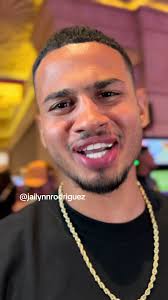 Adrien Broner vs Rolando Romero