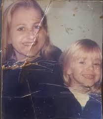 I'm not able to track back that post where a woman asked if someone could  enhance her daughter's appearance. This is for her 🥰.