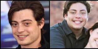 Anyone ever notice Tony looks a bit like Andy Lawrence (Brotherly Love,  Jack Frost, Recess)? : r/TLCsisterwives