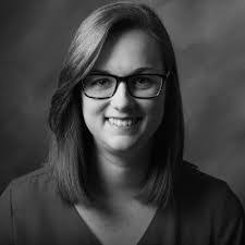 Deanna Beveridge's Instagram, Twitter & Facebook