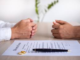 Cererile pentru redobandirea cetateniei sunt acceptate doar daca sunt insotite de toate actele necesare si nu exista neconcodrante intre datele de stare civila. Inscrierea In Romania A Divortului Pronuntat In Italia Traduceri Milano