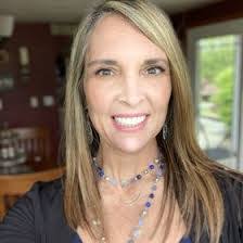 Amy Coen's Instagram, Twitter & Facebook