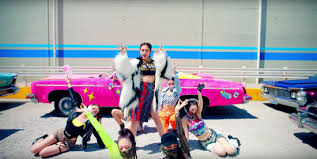 I'm a shake it shake it shake it. Jeon Somi S Birthday Mv Fashion Look 1 Codipop