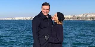 10:25 μμ, δευτέρα 24 μάι 2021 10:25 μμ, δευτέρα 24 μάι 2021. H Tzenh Mpalatsinoy Gennhse Ena Ygiestato Agoraki Prwth Fora Pateras O Basilhs Kikilias Zwh Iefimerida Gr
