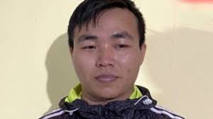 Vợ tử nạn khi đu bám cửa xe ô tô chồng cũ