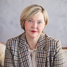 Heather Bacon (@baconAheather)