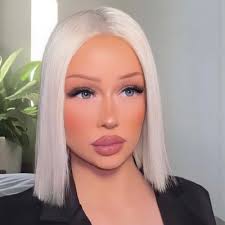 Violet Shockley (@ugcviolet)