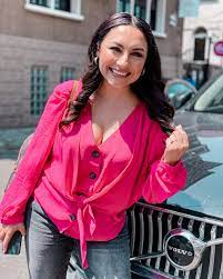 Andra rush is founder, chair and ceo of the rush group of companies, including dakkota integrated systems, rush trucking corporation and rush supply chain management. Andra