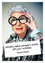 I have a very LARGE selection of jewelry! Help me get to know your style by  telling my what your go to jewelry item is, and your favorite color! 😘