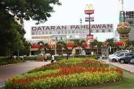 For Rent Dataran Pahlawan Megamall Melaka Retail Lot Location Bandar Hilir Melaka Type Shop Office Retail Space Price Rm3500 Si Sidewalk Melaka Structures