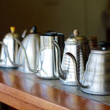 Definition of kettle in the idioms dictionary. Gadget Review Five Of The Best Coffee Pour Over Kettles Eater