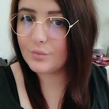 Standing at six feet, nine inches,Tanya Herbert (USA) has now been  confirmed as having the largest feet