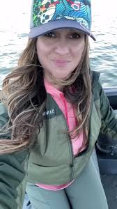 A big-bellied fish looks really great!