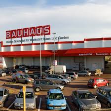 Aku puhač lišća snage 48v za 649 kuna, starter kit baterija i punjač 24v za samo 999 kuna. Bauhaus Hurth Luxemburger Strasse 223 225