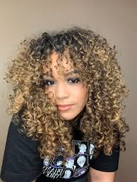 Pro Tips for Working with Curly Hair From Evie Rivera — The Hair Nerds