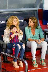 Geburtstag eröffnete shakira eine schule in ihrer heimatstadt barranquilla. Shakira Starportrat News Bilder Gala De