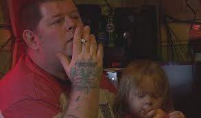 Tim Fisk, father-of-13 lives in supersize council house while collecting  £53k in benefits a year