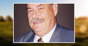 Katie Byington's Instagram, Twitter & Facebook