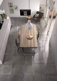 Il est issu d'une collection reproduisant avec un réalisme saisissant les nuances et irrégularités du chêne patiné par le. Riverside Imola Ceramica