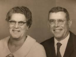 Luie Maxel Tharp (1920-2006)