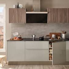 Cuisine Contemporaine Blanche Moderne En Bois Noire Chic Bleue En 2020 Cuisine Contemporaine Meubles Depareilles Cuisines Design