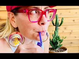 Arizona shtatidan aqshdan demokrat senator. Kyrsten Sinema Wears F Ck Off Ring Bc She S Cool Edgy Youtube