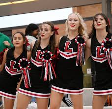 The Budget: Issue 1 Fall 2022 by LHS Budget