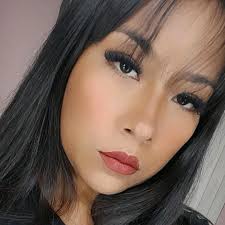 Val Guzmán 💕 (@valguzsan)