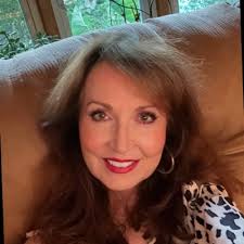 We are pleased to share that Jennifer Koester's role at Sphere  Entertainment Co.