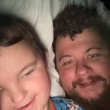 Anyone had the water container get a crack in it?