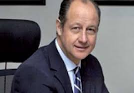 Dan a ex cuñado de Salinas otro contrato de obra en el ISSSTE