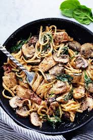 One Pot Creamy Chicken Mushroom Florentine The Recipe Critic Inexpensive Dinner Recipes Recipes Pasta Dinner Recipes Chicken
