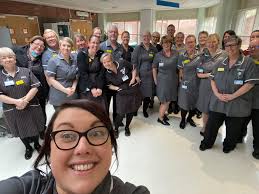 Laura Lowther (@LauraLowther6)