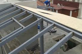 Çatı katı dekorasyonları ve bu dekorasyonlarda kullanılan perdeler hakkında bilgi almak için modern çatı katı perde modelleri yazımıza göz atın. Celik Cati Cati Kati Dekorasyonu