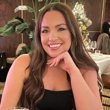 Olivia Mayfield's Instagram, Twitter & Facebook