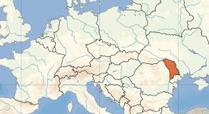 4 036 909*1, powierzchnia 33843 km², gęstość zaludnienia 119.28 p/km². Amerykanscy Zolnierze W Centrum Stolicy Moldawii Kresy