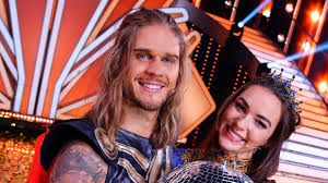 Sv sandhausen* feb 25, 1988 in reykjavík, iceland. Rurik Gislason So Anders Sah Der Let S Dance Hottie Fruher Aus Intouch